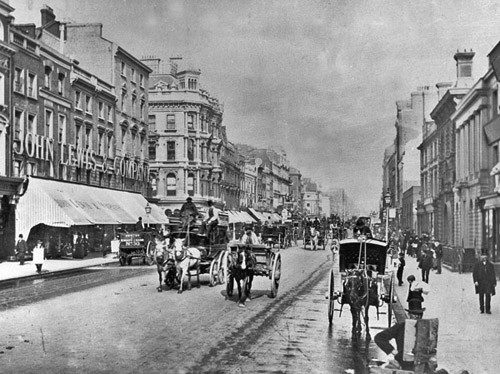 Old photo of Oxford Street